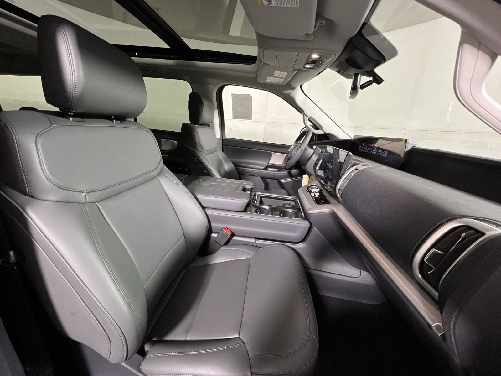 New 2026 Ford Expedition Max Active image 28