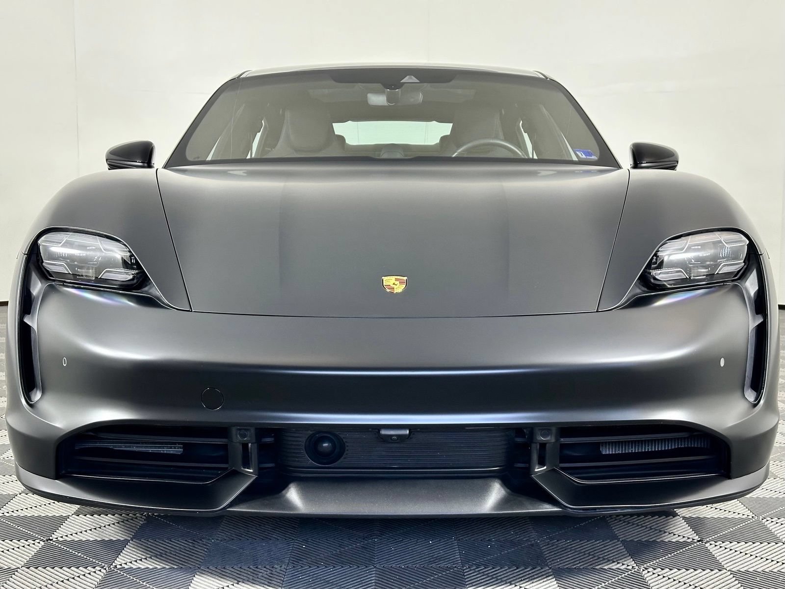 Used 2020 Porsche Taycan Turbo AWD/4WD image 26