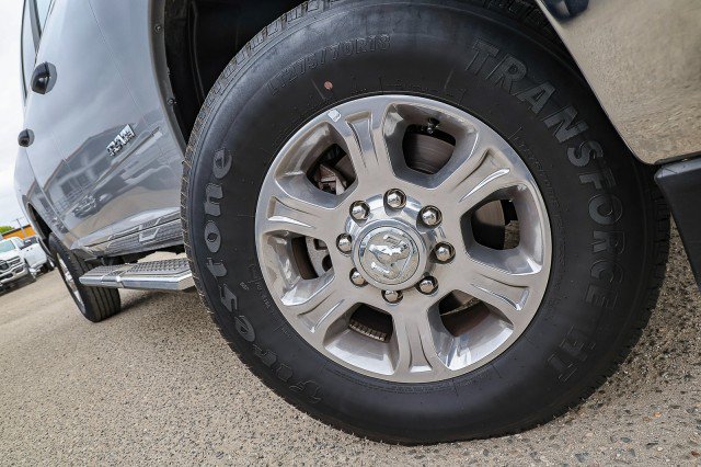 Used 2024 RAM 2500 Big Horn AWD/4WD image 2