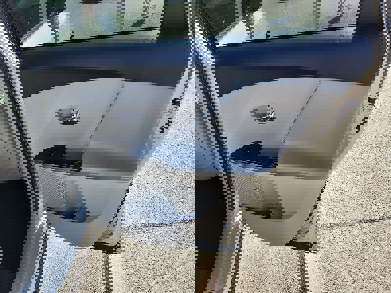 Used 2011 Toyota Venza w/ Convenience Pkg FWD image 24