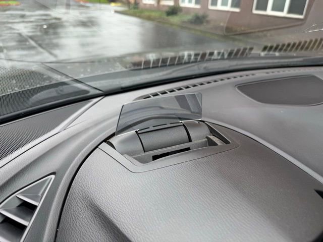 Used 2014 MAZDA MAZDA3 i Grand Touring image 11