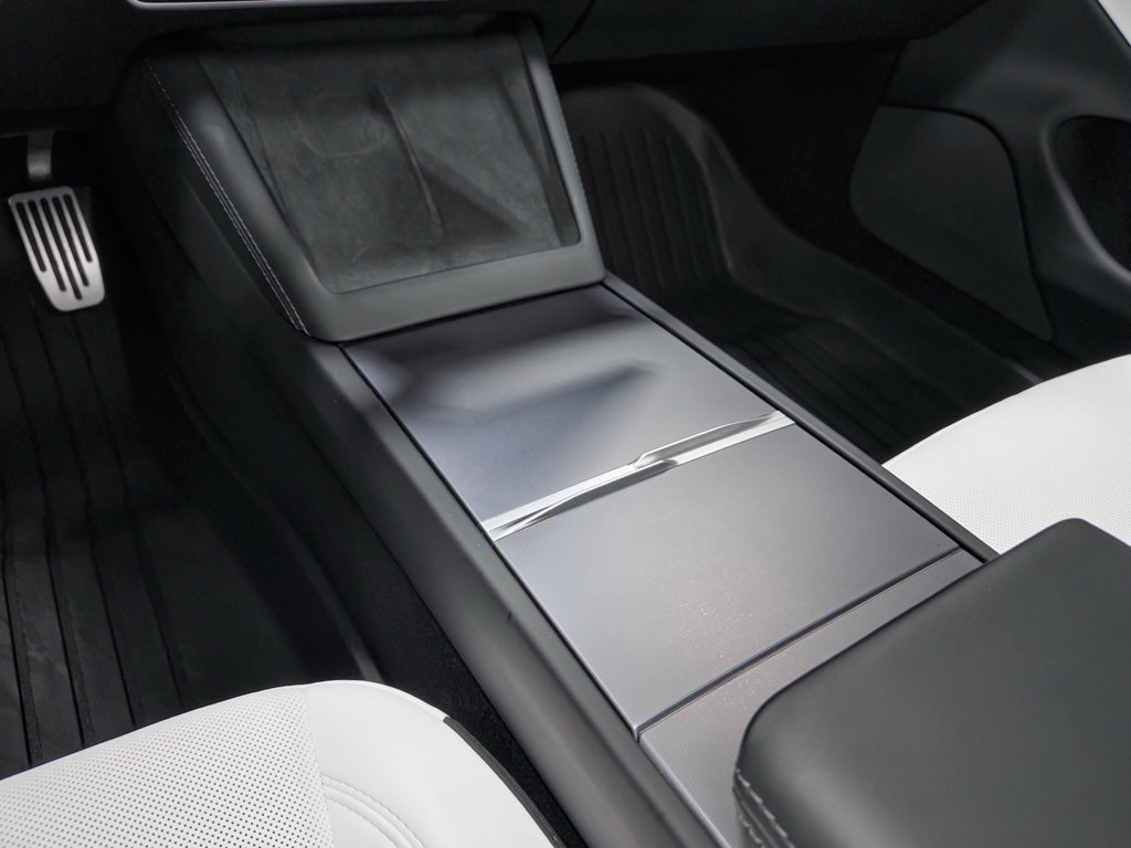 Used 2025 Tesla Model 3 Long Range image 17