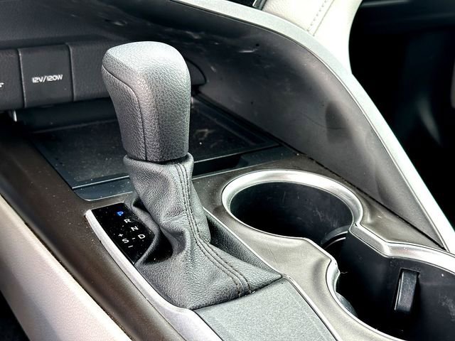 Used 2021 Toyota Camry LE FWD image 16