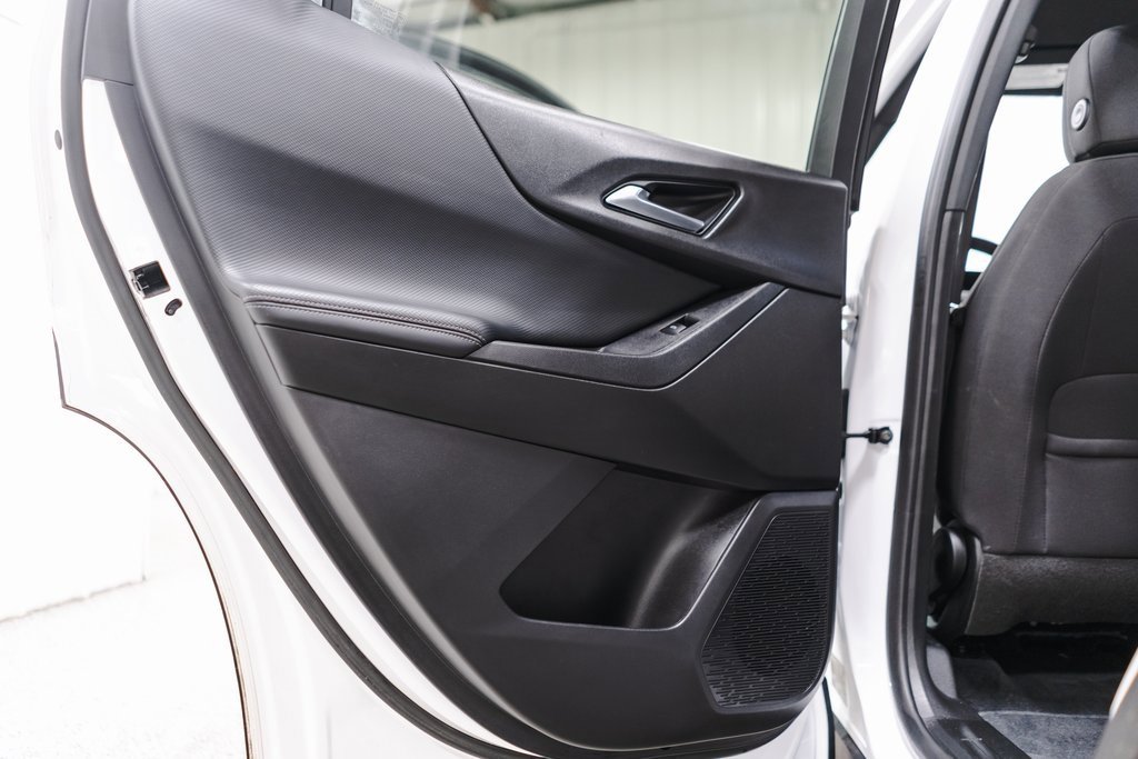 Used 2025 Chevrolet Equinox LT image 30