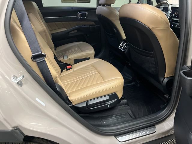 Certified 2024 Kia Sorento SX Prestige w/ Olive Brown Leather Package AWD/4WD image 34