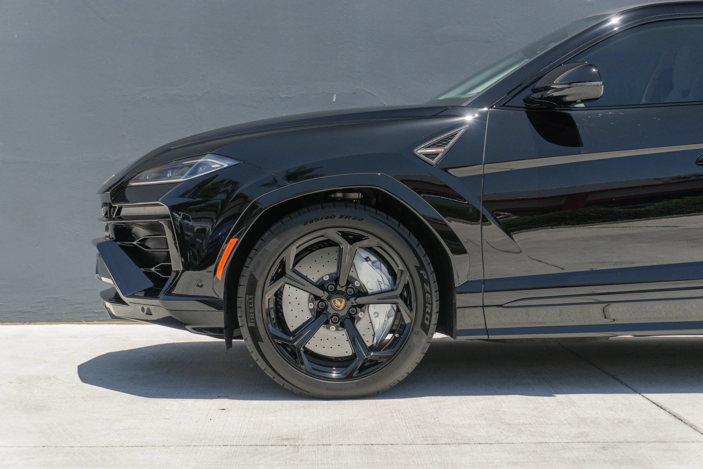 Used 2026 Lamborghini Urus SE AWD/4WD image 18