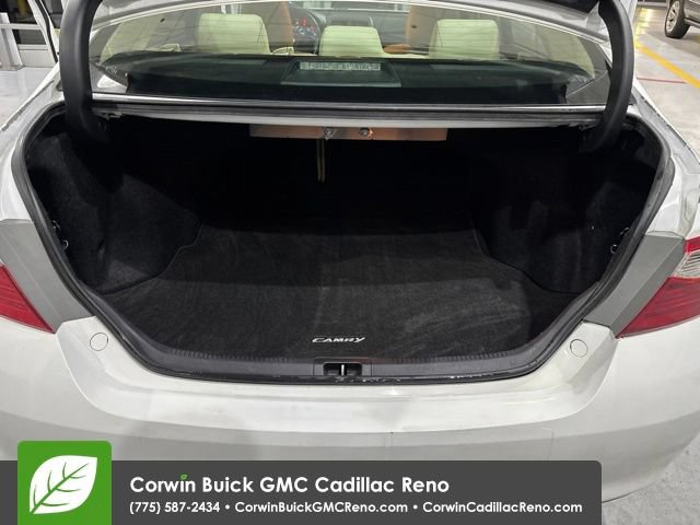 Used 2015 Toyota Camry LE FWD image 19
