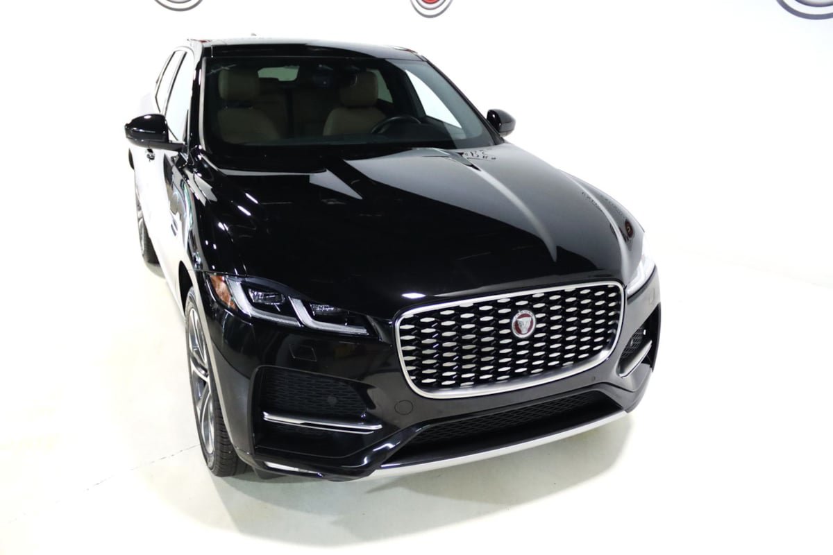 Used 2023 Jaguar F-PACE S AWD/4WD image 19