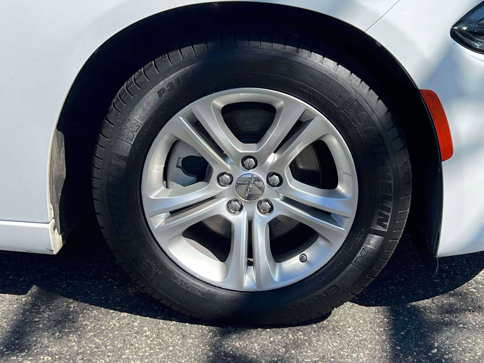 Used 2023 Dodge Charger SXT image 6