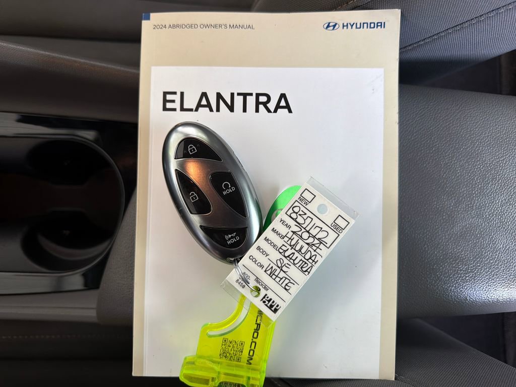 Used 2024 Hyundai Elantra SEL w/ Convenience Package FWD image 36