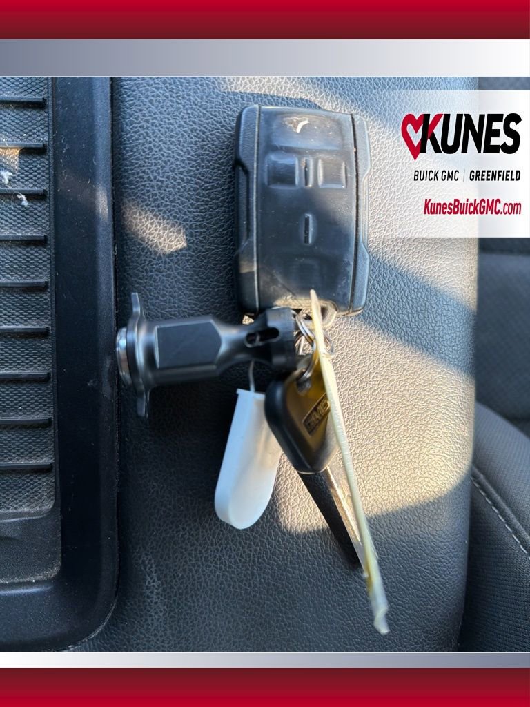 Used 2017 GMC Sierra 1500 SLE w/ SLE Value Package image 25