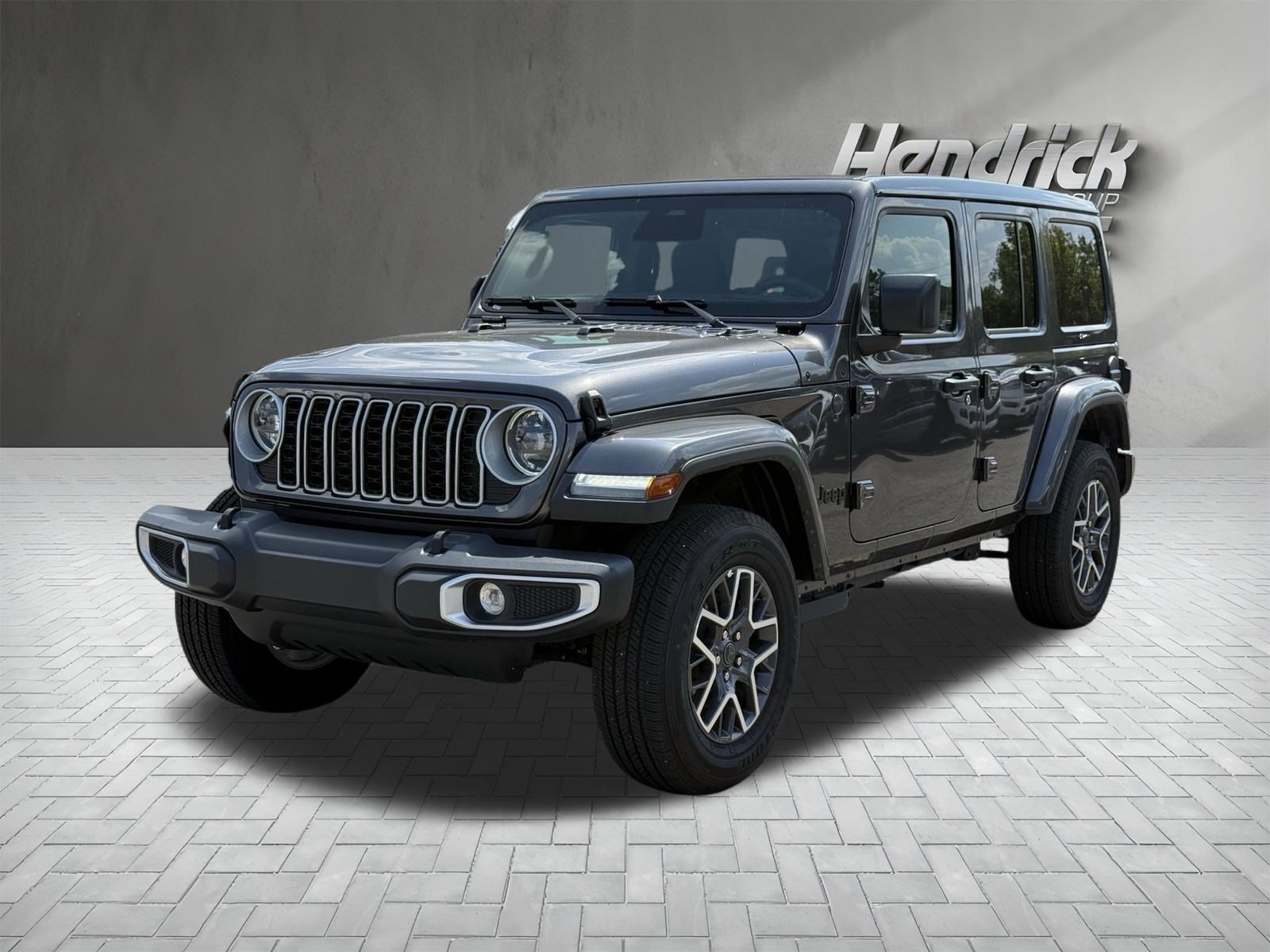Used 2026 Jeep Wrangler Unlimited Sahara AWD/4WD image 5