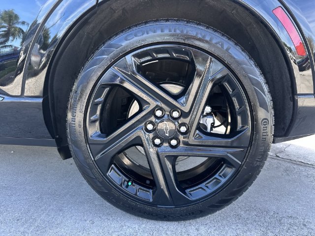 Used 2025 Chevrolet Equinox EV RS FWD image 11