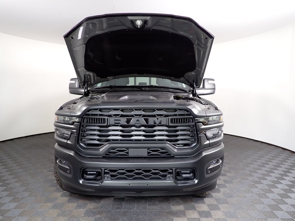 New 2026 RAM 2500 Warlock AWD/4WD image 37