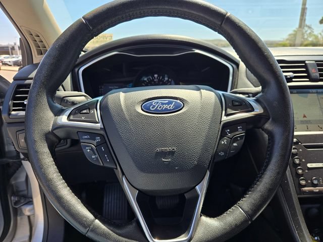Used 2019 Ford Fusion Energi Titanium FWD image 19
