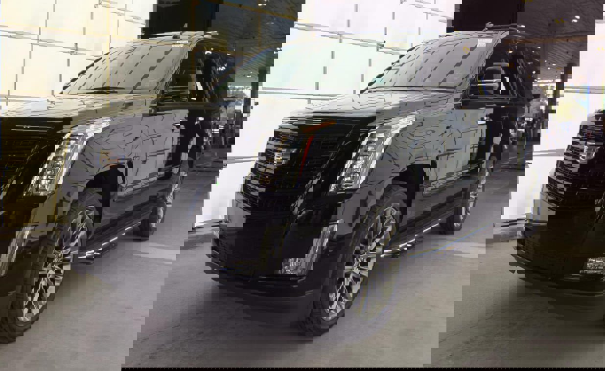 Used 2020 Cadillac Escalade ESV Luxury w/ Escalade Sport Edition image 2