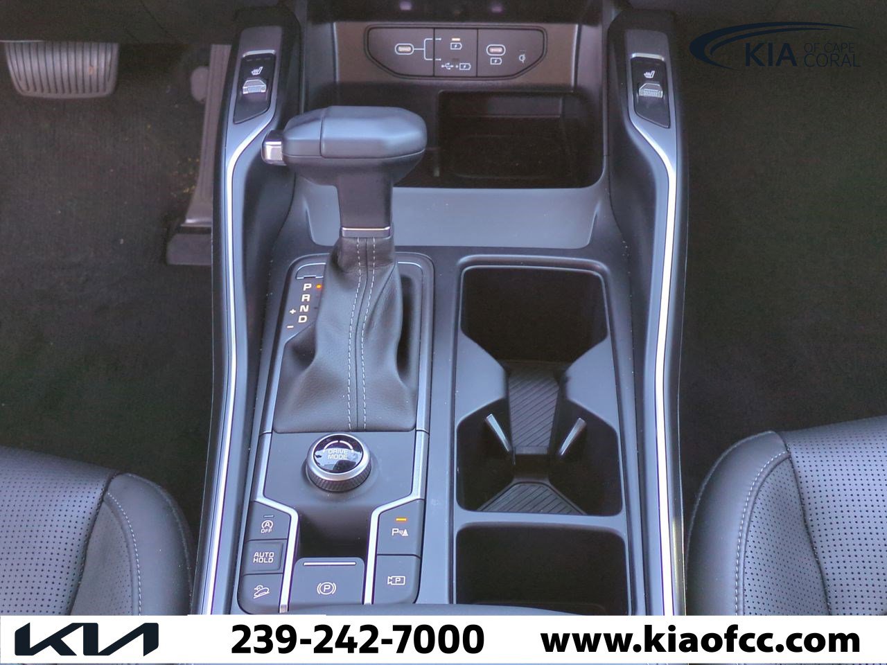 Used 2025 Kia Sorento S w/ Panoramic Sunroof Package image 18
