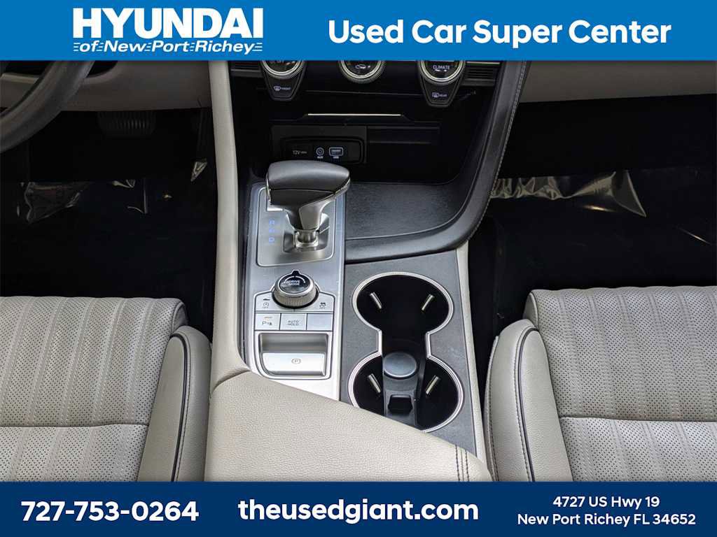 Used 2020 Genesis G70 2.0T w/ Elite Package image 21