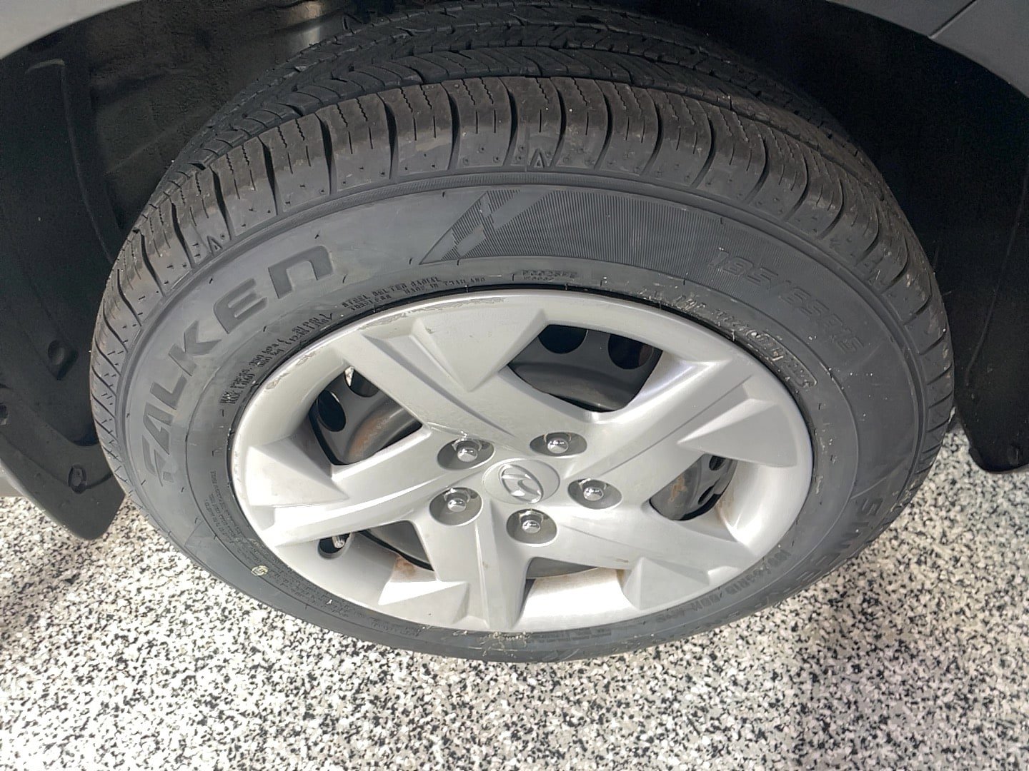 Used 2020 Hyundai Venue SE FWD image 5