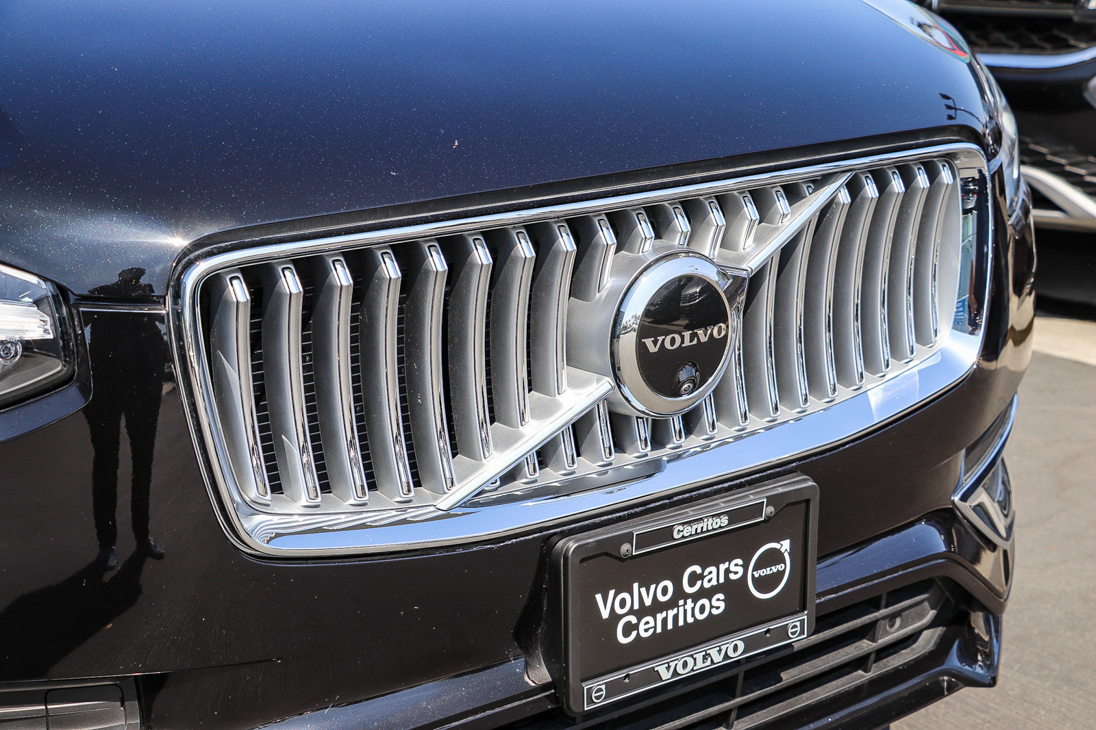 Used 2025 Volvo XC90 B6 Plus AWD/4WD image 5