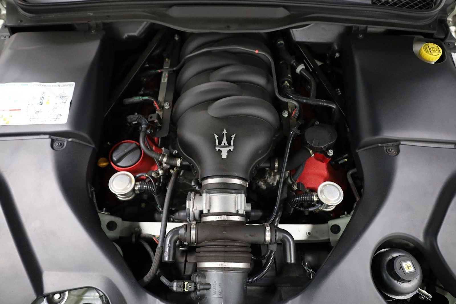 Used 2018 Maserati GranTurismo Sport image 41