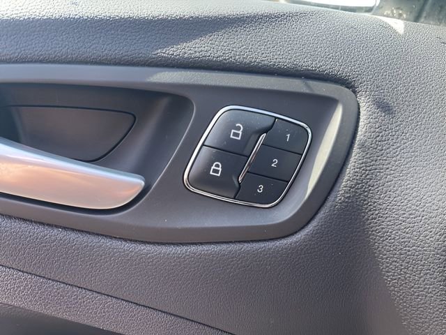 Used 2016 Ford Escape Titanium AWD/4WD image 8