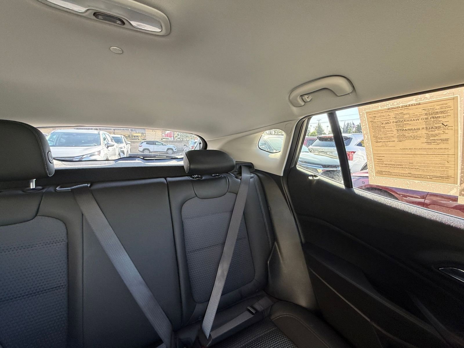 Used 2025 Chevrolet Trax LT FWD image 36