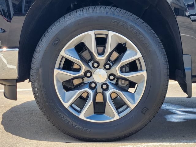 Used 2023 Chevrolet Silverado 1500 LT AWD/4WD image 10
