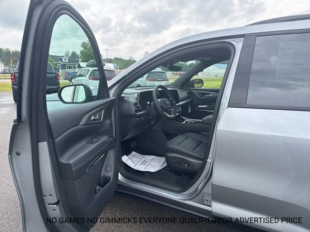 New 2026 Chevrolet Traverse LT w/ Midnight/Sport Edition AWD/4WD image 11