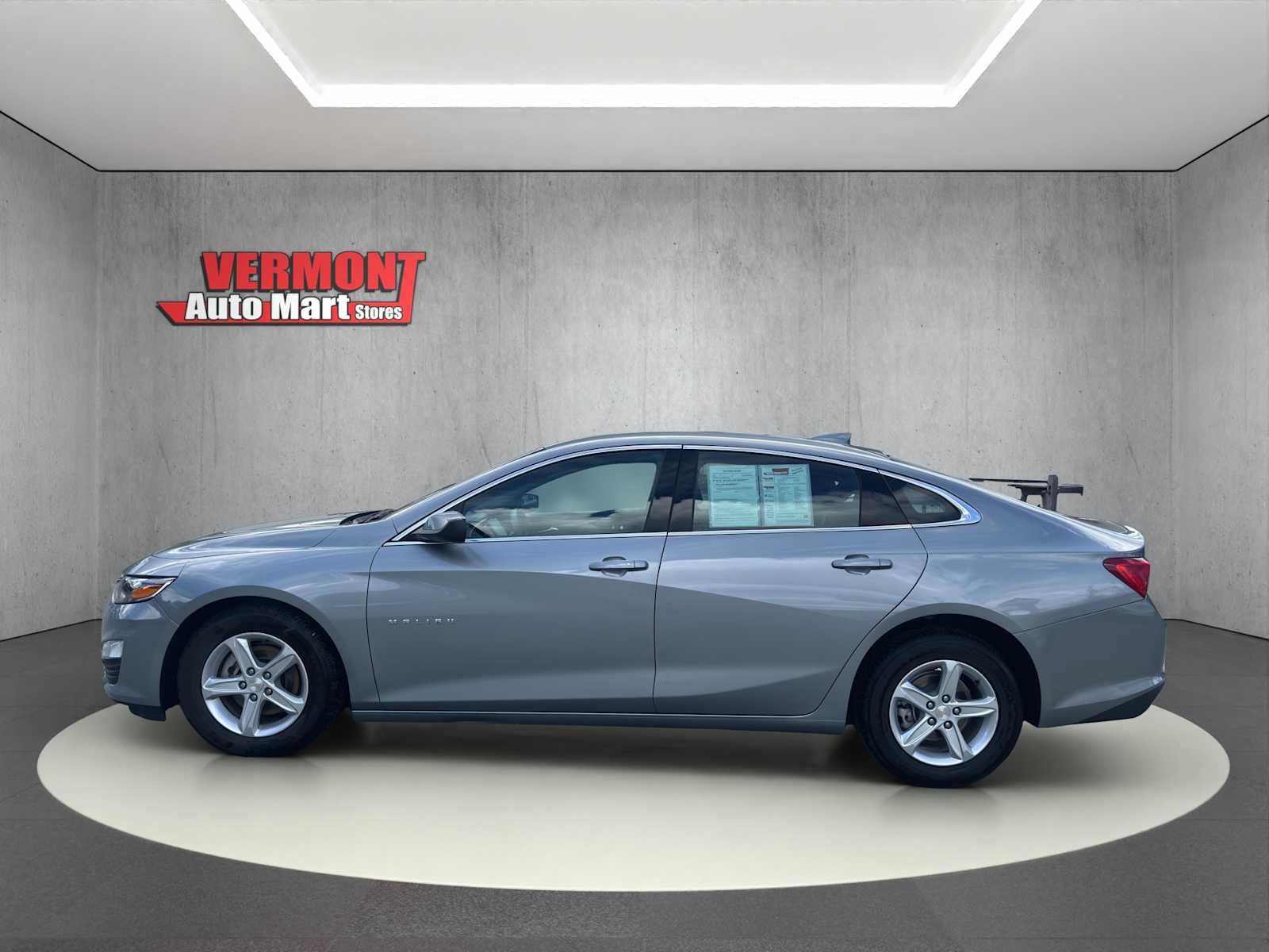 Used 2024 Chevrolet Malibu LT FWD image 5
