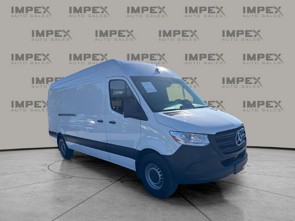 Used 2025 Mercedes-Benz Sprinter 2500 image 7