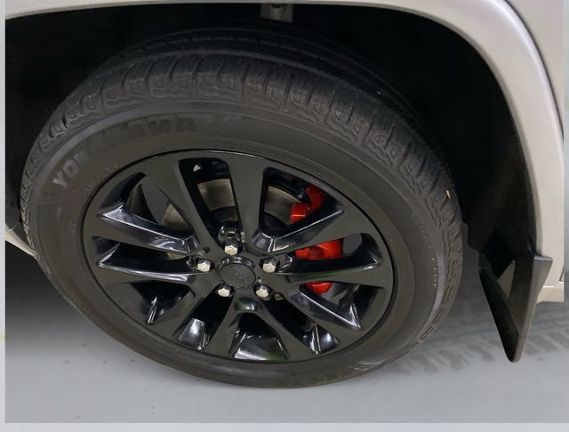 Used 2020 Jeep Grand Cherokee Altitude AWD/4WD image 19