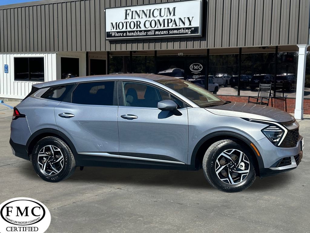Used 2025 Kia Sportage LX