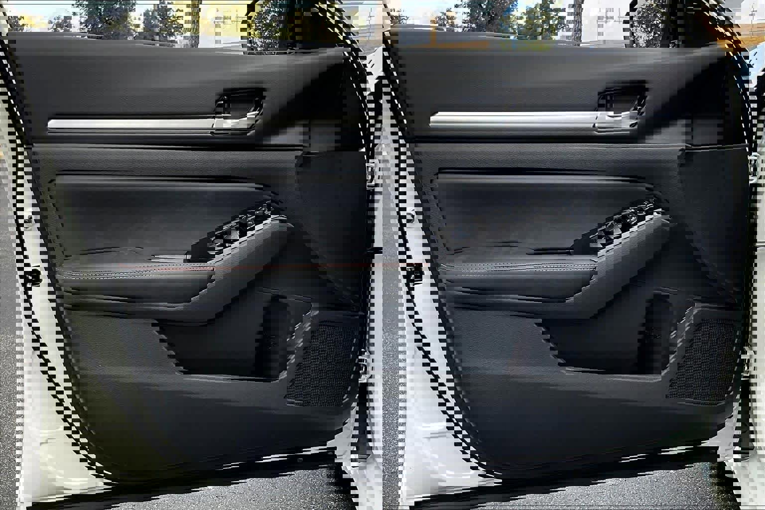 New 2025 Nissan Altima 2.5 SR image 10