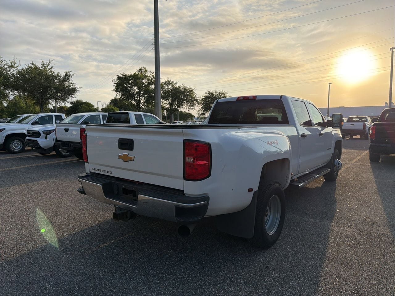 Used 2019 Chevrolet Silverado 3500 W/T w/ WT Convenience Package AWD/4WD image 5