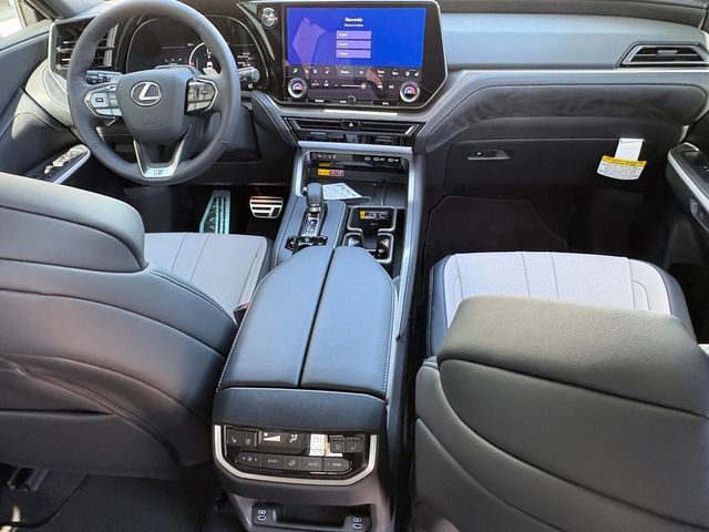 New 2026 Lexus TX 500h AWD image 18