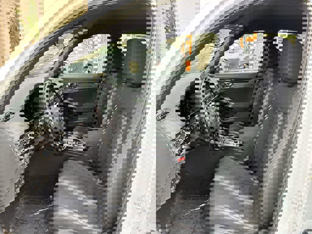 Used 2023 Honda Civic Sport image 25