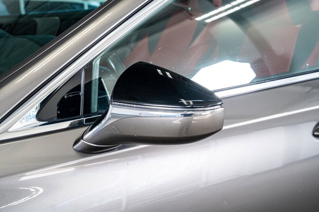 Used 2019 Lexus LS 500 F Sport AWD/4WD image 21