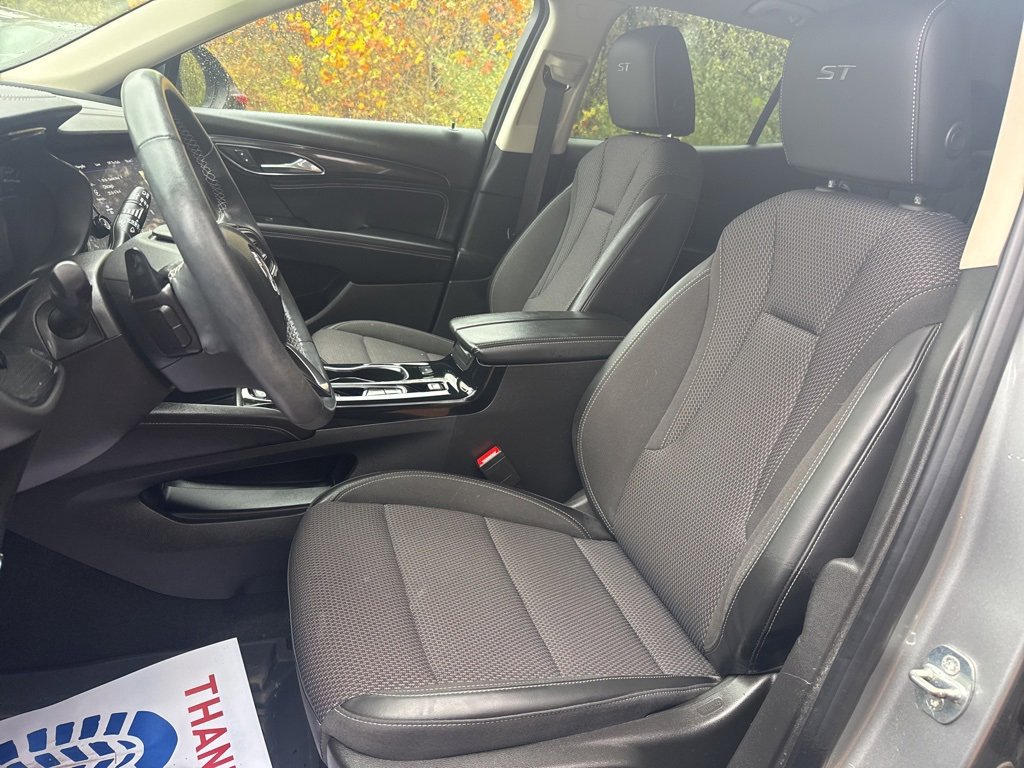 Used 2023 Buick Envision Preferred w/ Sport Touring Package image 15