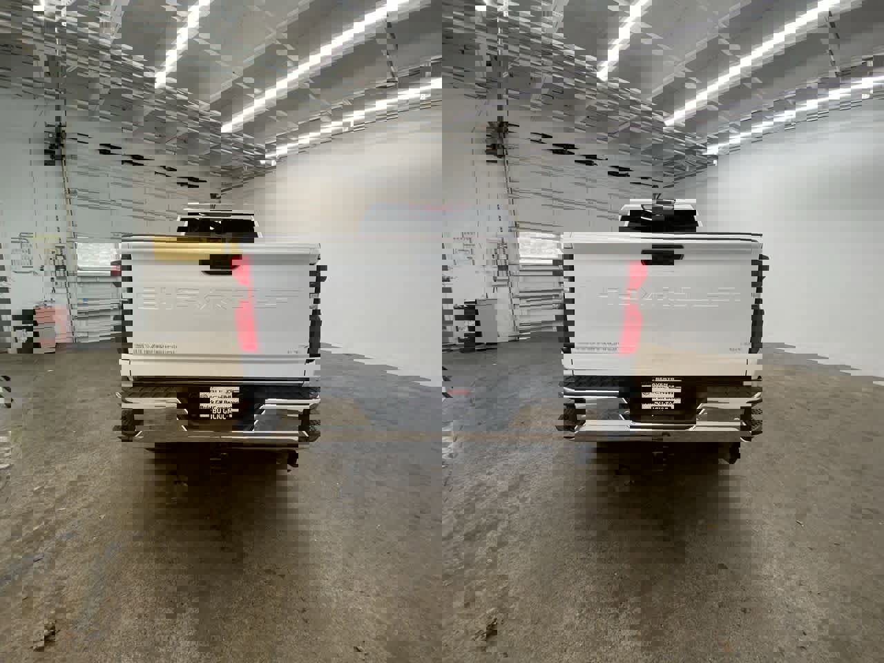 Used 2021 Chevrolet Silverado 2500 LTZ w/ LTZ Convenience Package image 5