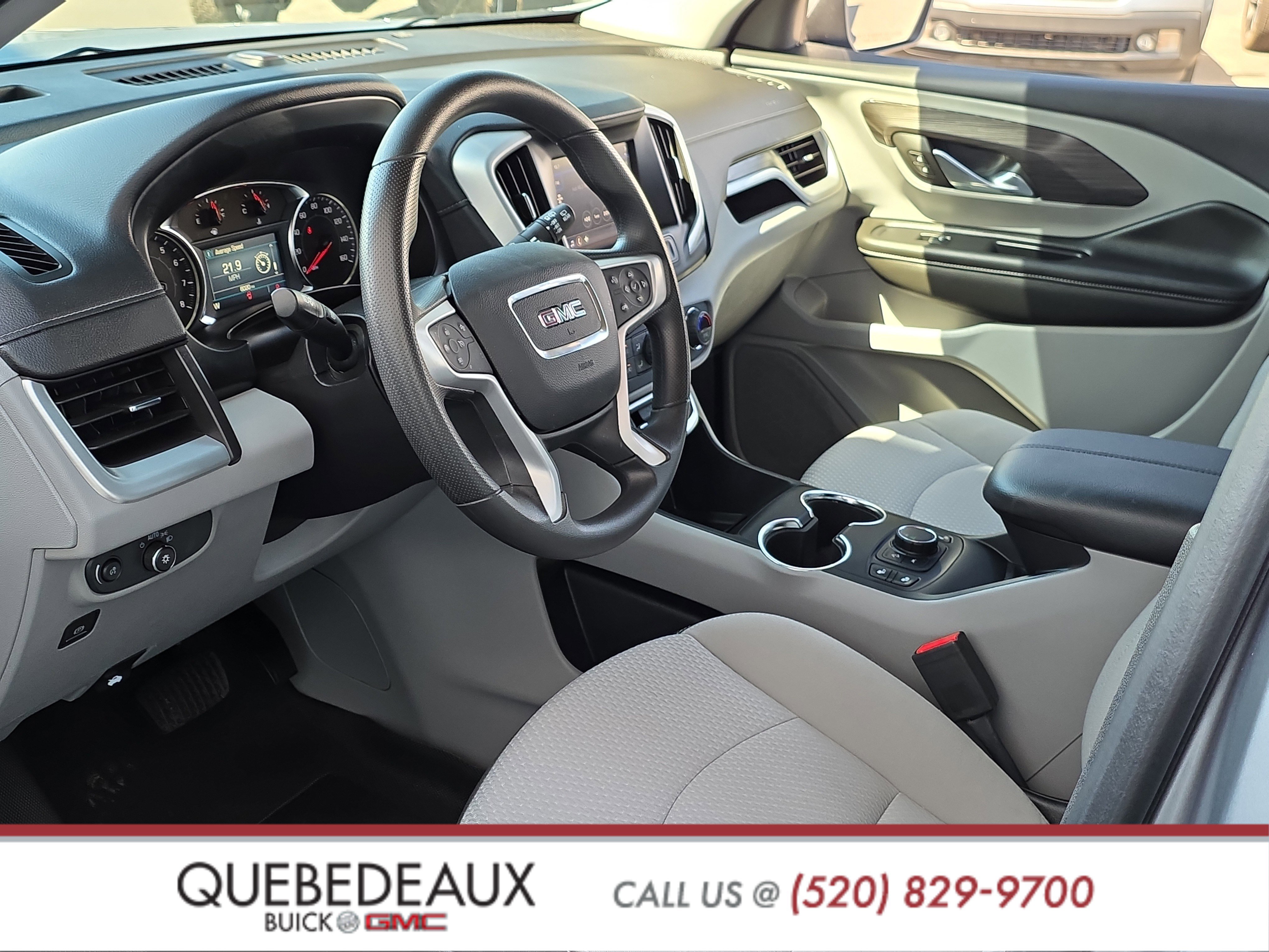 Used 2024 GMC Terrain SLE w/ Driver Convenience Package image 13