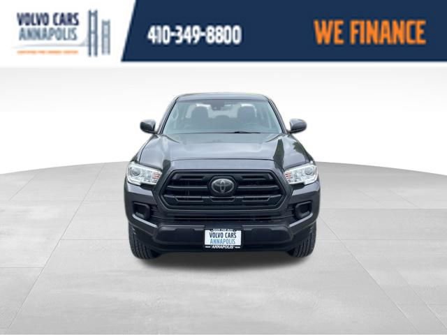 Used 2018 Toyota Tacoma SR w/ SR Convenience Package AWD/4WD image 3