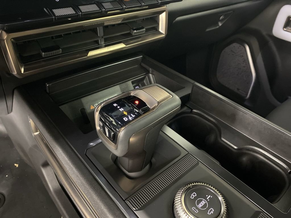 Used 2024 GMC Hummer EV 2X image 18