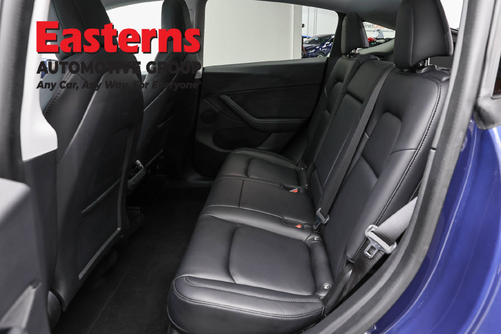 Used 2021 Tesla Model Y Long Range AWD/4WD image 17