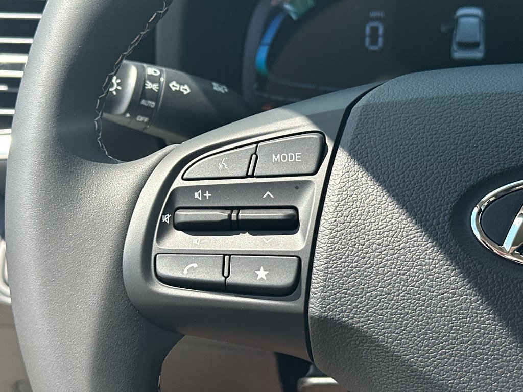 New 2026 Hyundai Venue SEL FWD image 14