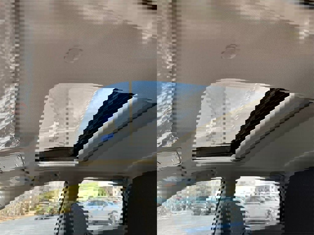 New 2025 Honda Accord SE image 6