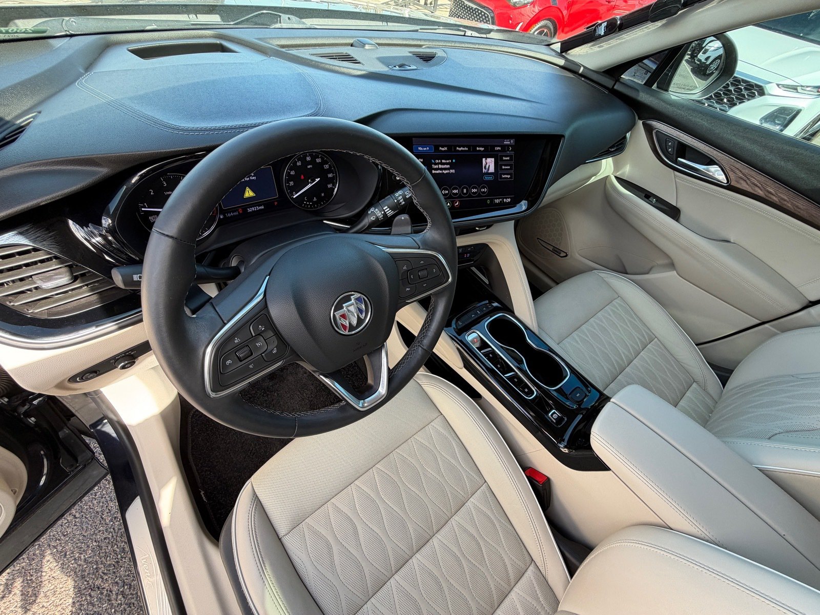 Used 2021 Buick Envision Avenir w/ Technology Package II FWD image 16