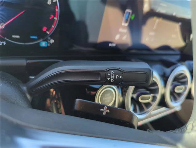 Used 2025 Mercedes-Benz GLA 250 image 18