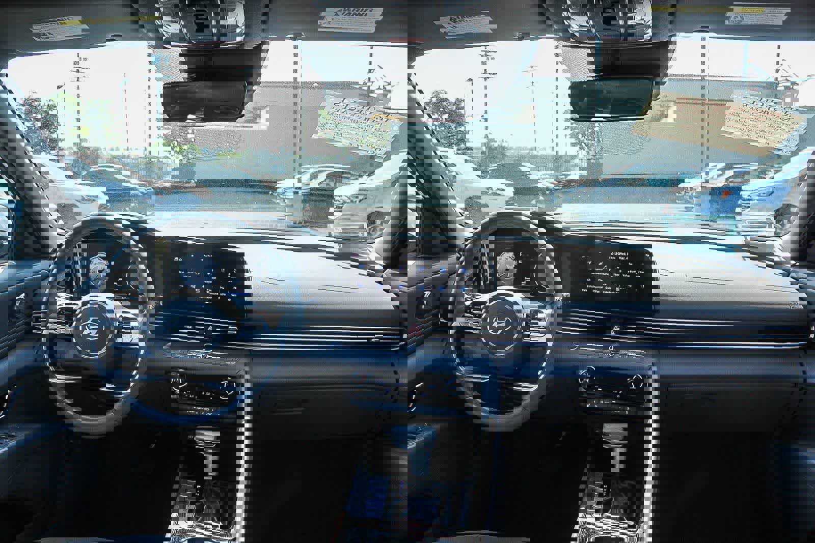 Certified 2024 Hyundai Elantra SEL w/ Convenience Package image 16