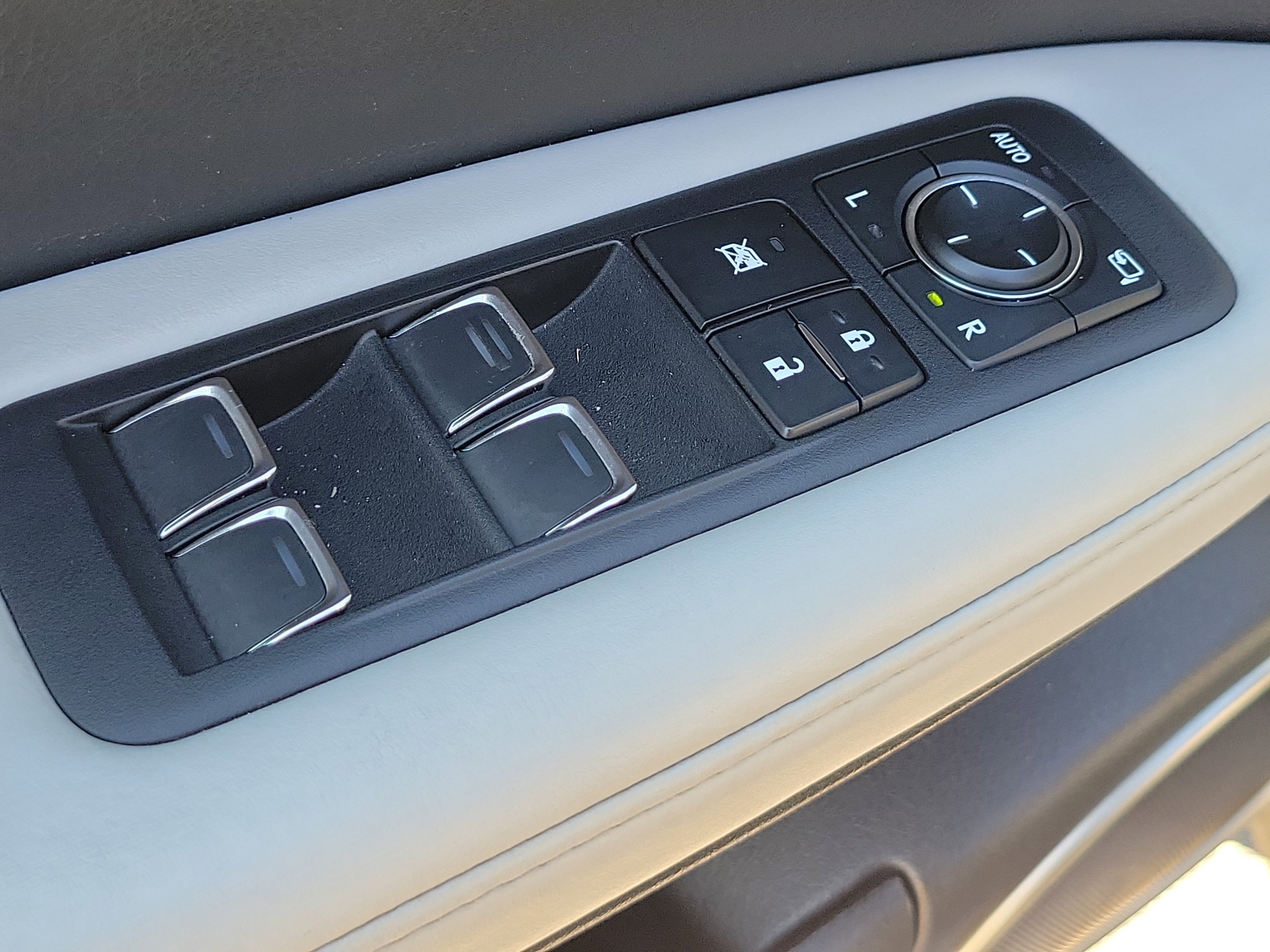 Used 2019 Lexus RX 350 FWD w/ Navigation Package image 17